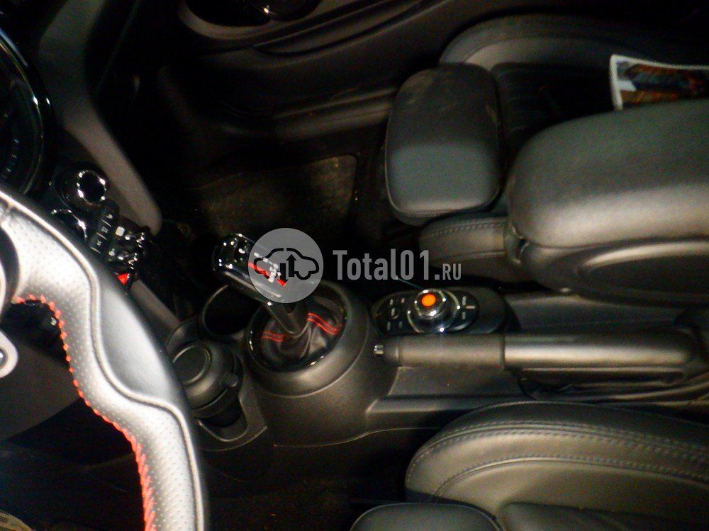 Фото MINI John Cooper Works 52