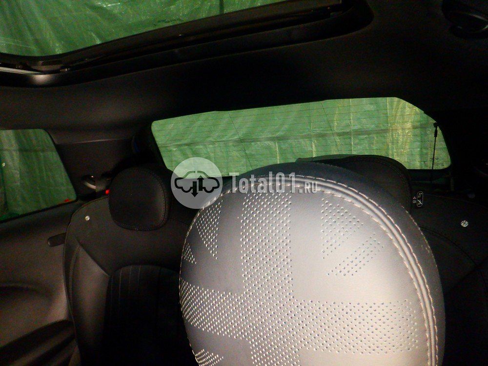 Фото MINI John Cooper Works 60