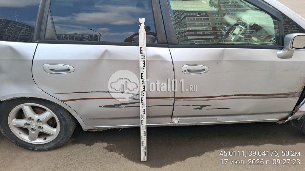 Фото Honda Stream 2