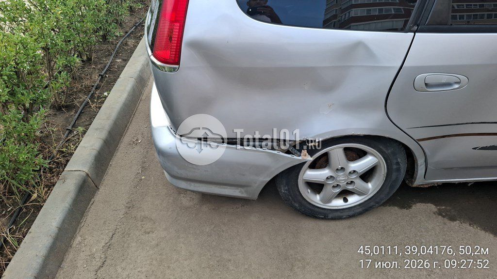 Фото Honda Stream 8