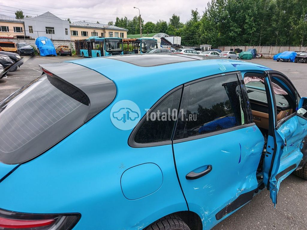 Фото Porsche Macan 36