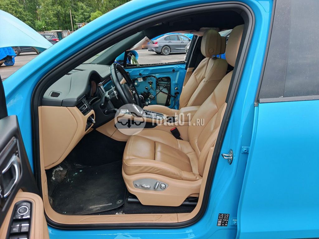Фото Porsche Macan 70
