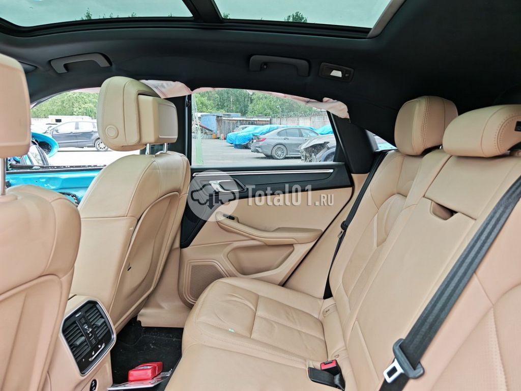 Фото Porsche Macan 94