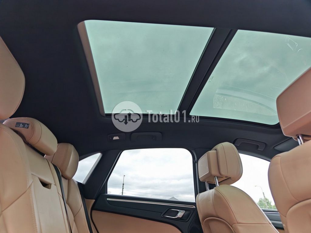 Фото Porsche Macan 136