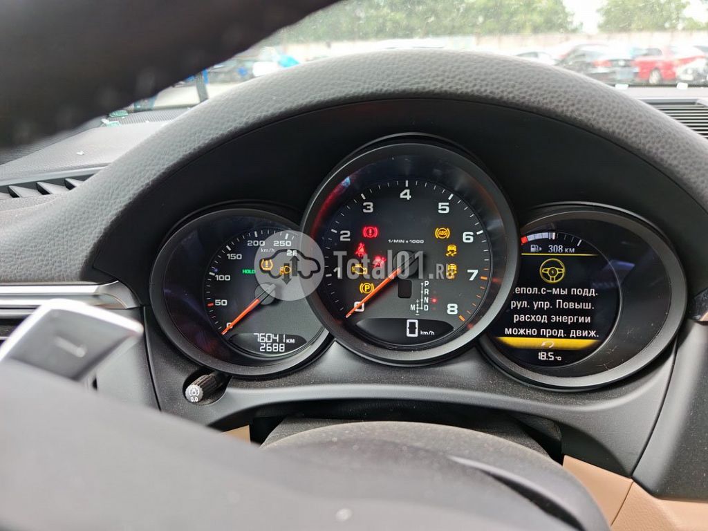 Фото Porsche Macan 170