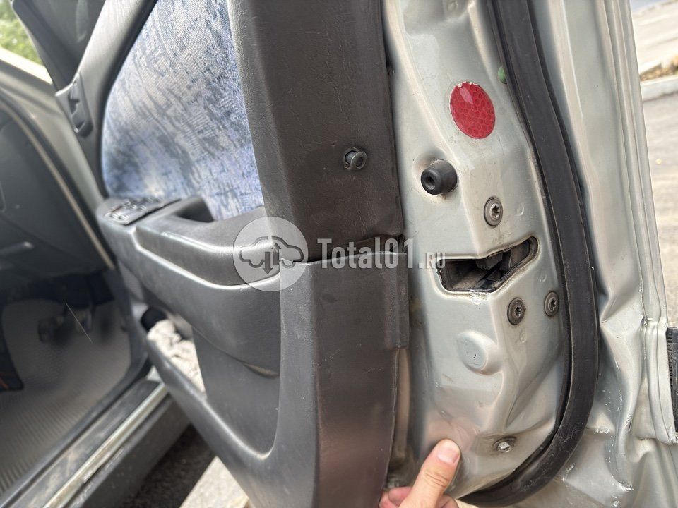 Фото Toyota Carina 18
