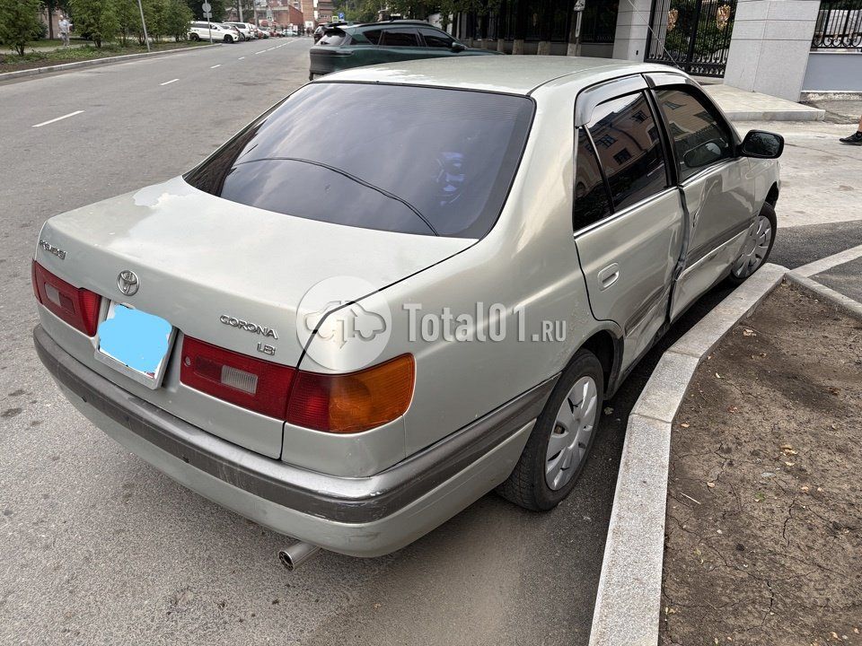 Фото Toyota Carina 72