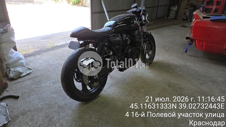 Фото Yamaha XSR 900 8