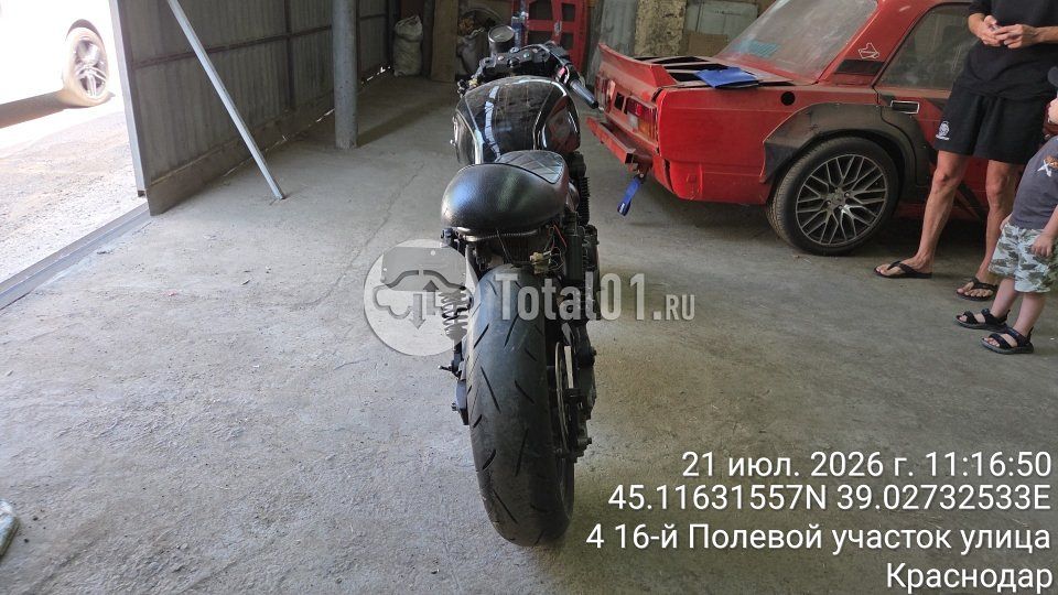 Фото Yamaha XSR 900 10