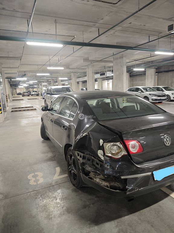 Фото Volkswagen Passat 196