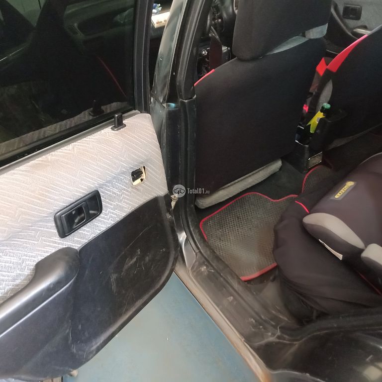 Фото Toyota Corsa 66