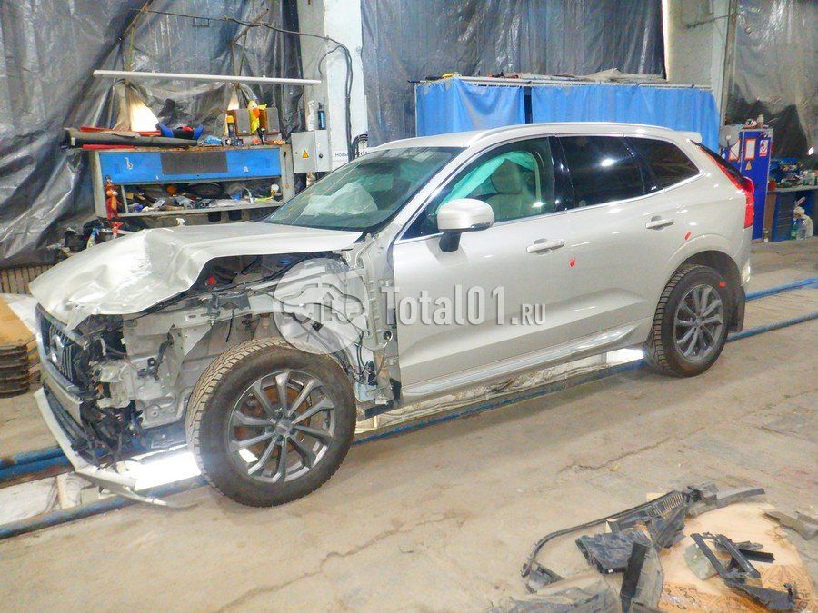 Фото Volvo XC60 8