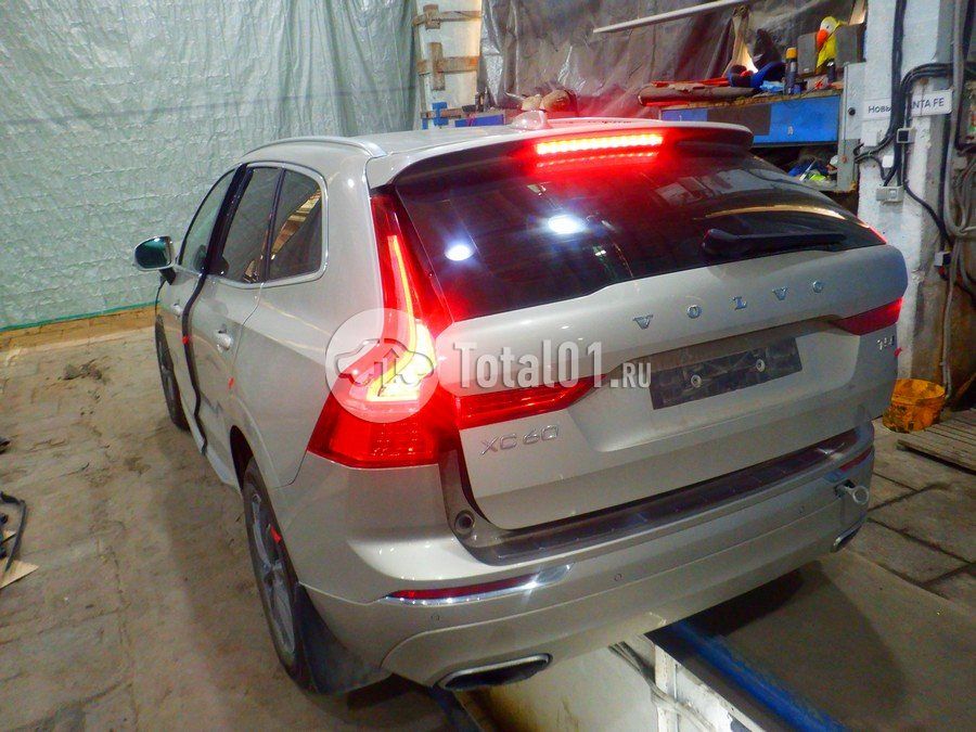 Фото Volvo XC60 14