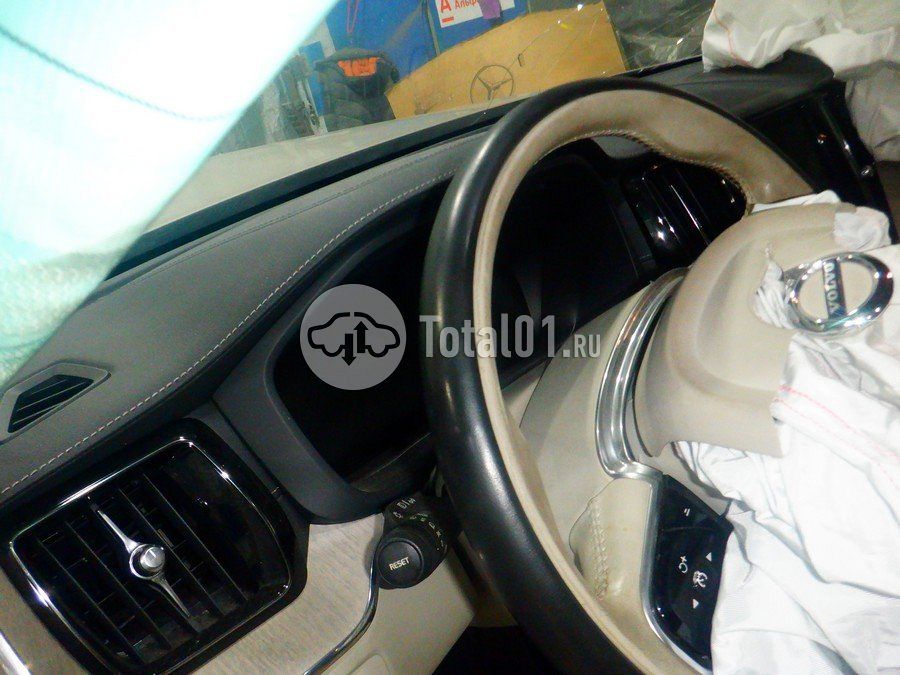 Фото Volvo XC60 64