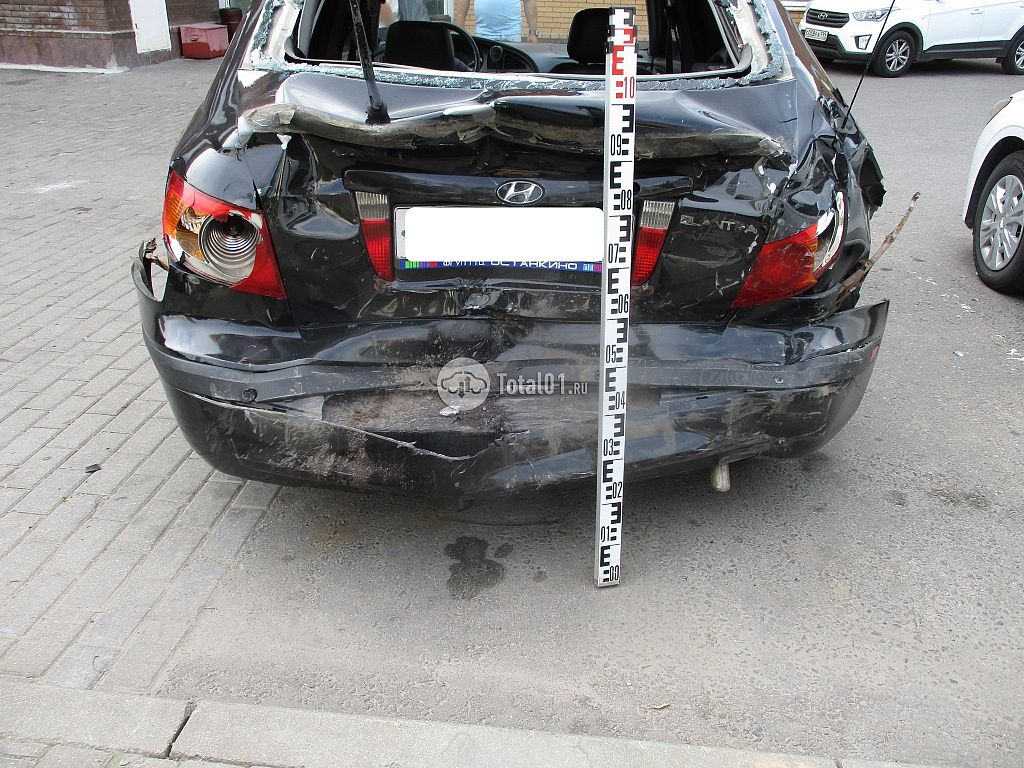 Фото Hyundai Elantra 10