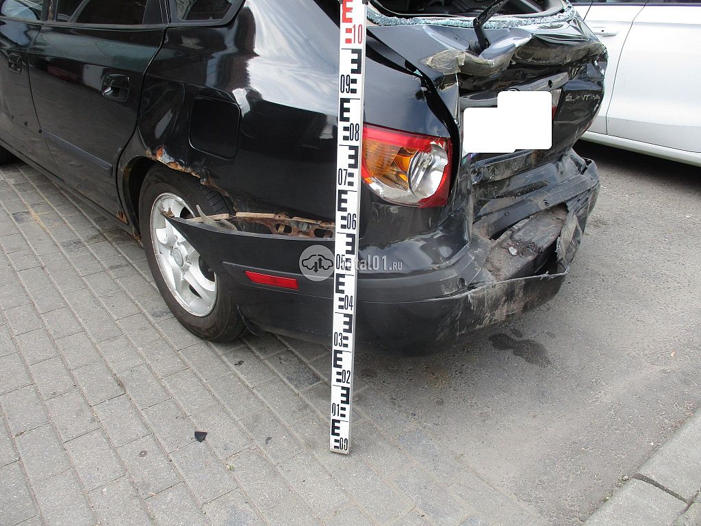 Фото Hyundai Elantra 16