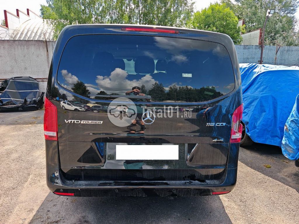 Фото Mercedes-Benz Vito 32