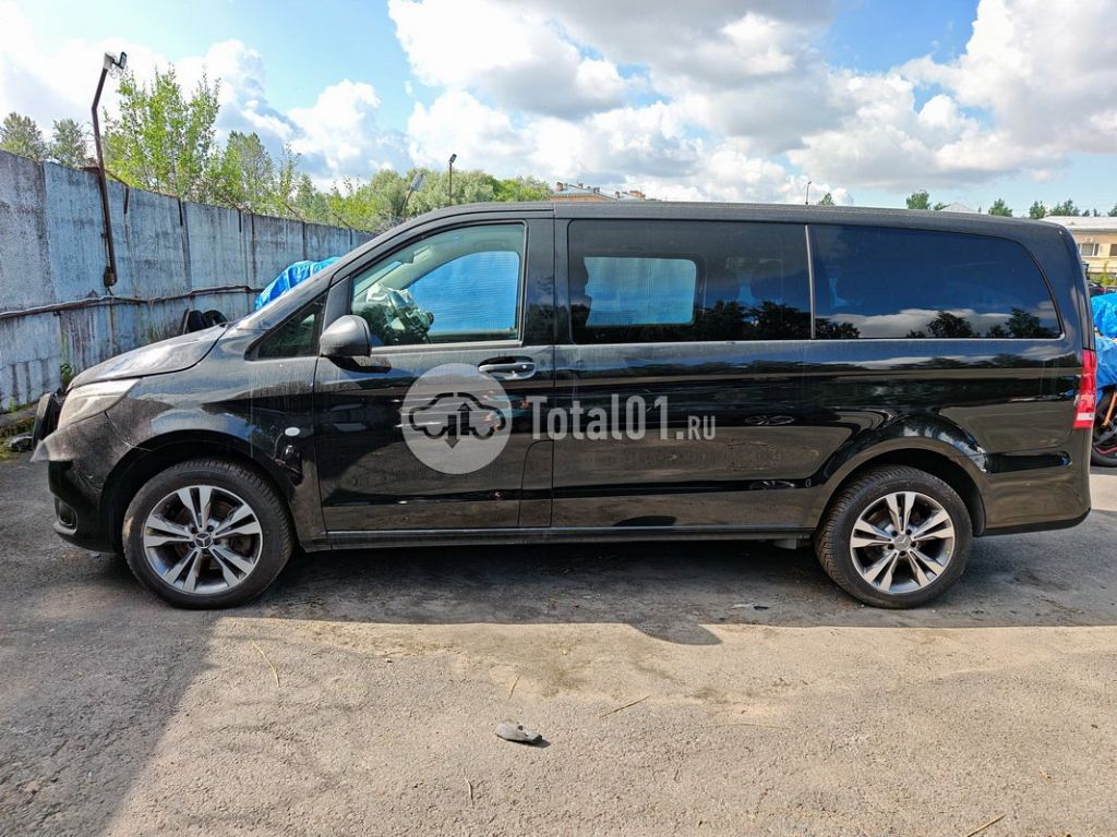Фото Mercedes-Benz Vito 36
