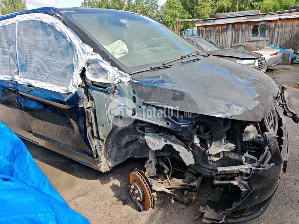 Фото Mercedes-Benz Vito 52