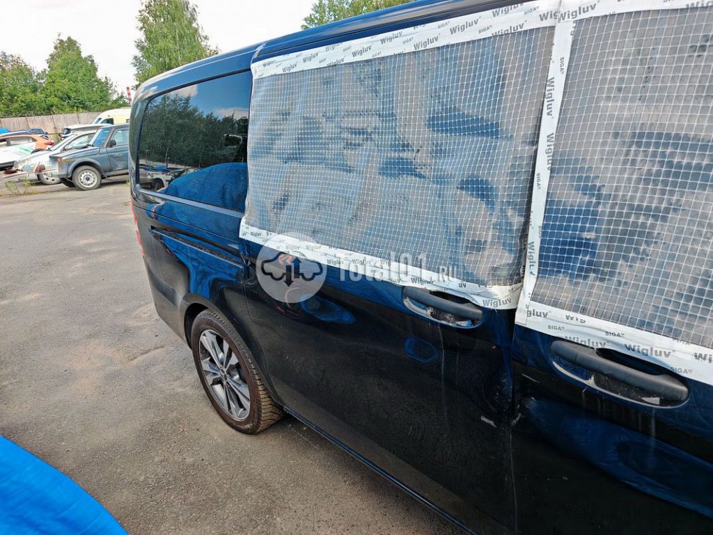 Фото Mercedes-Benz Vito 82