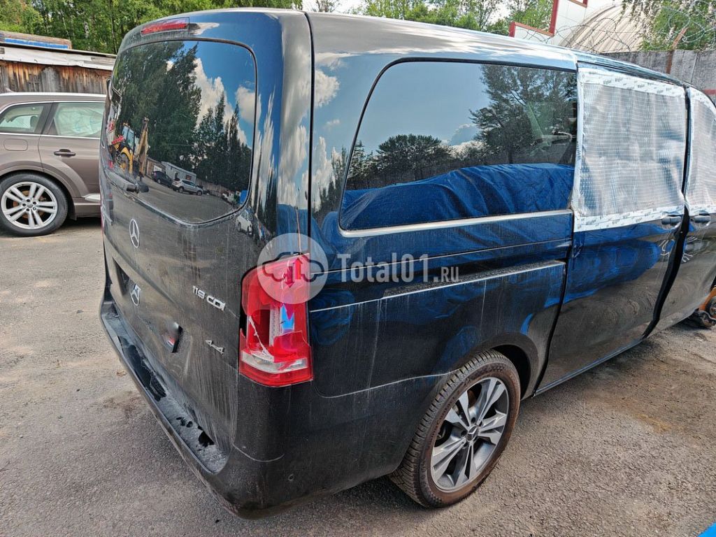 Фото Mercedes-Benz Vito 92