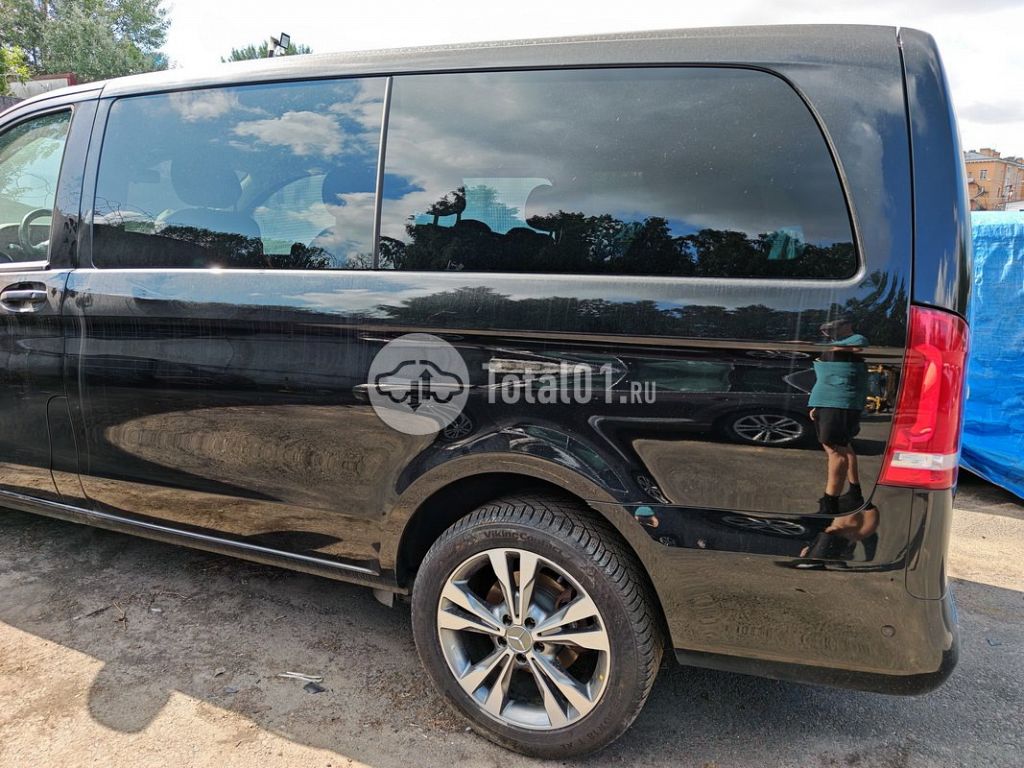 Фото Mercedes-Benz Vito 102