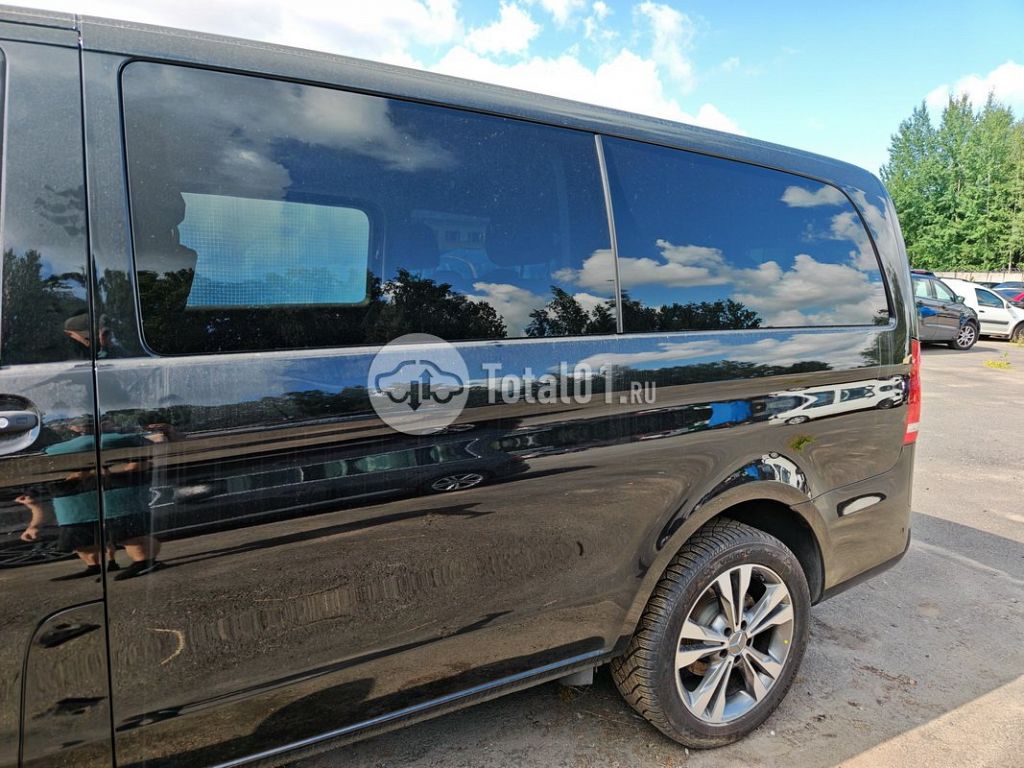 Фото Mercedes-Benz Vito 104