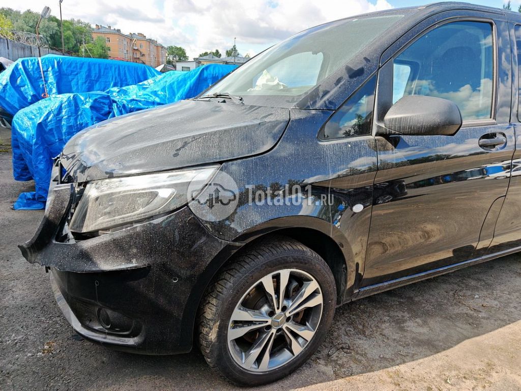 Фото Mercedes-Benz Vito 110