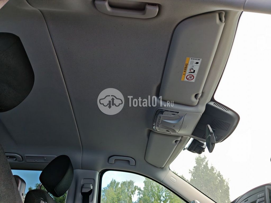 Фото Mercedes-Benz Vito 148