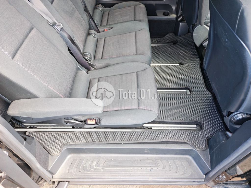Фото Mercedes-Benz Vito 156