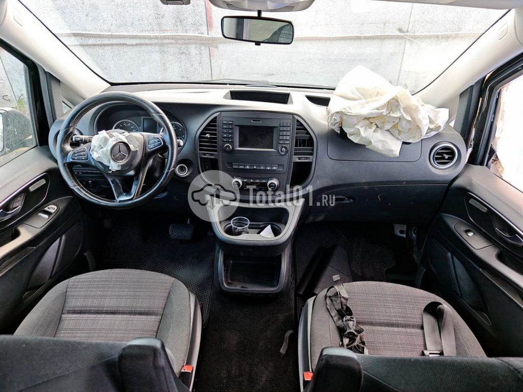 Фото Mercedes-Benz Vito 168