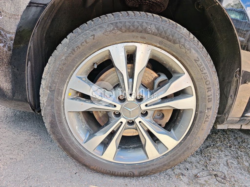Фото Mercedes-Benz Vito 210