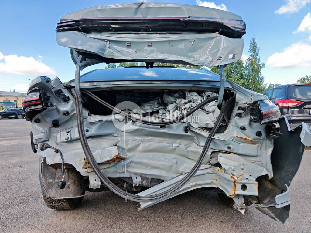 Фото Geely Preface 24