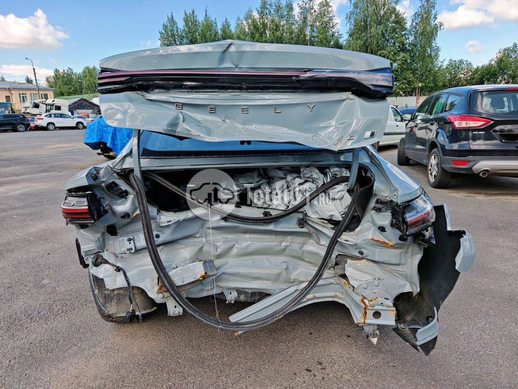 Фото Geely Preface 92