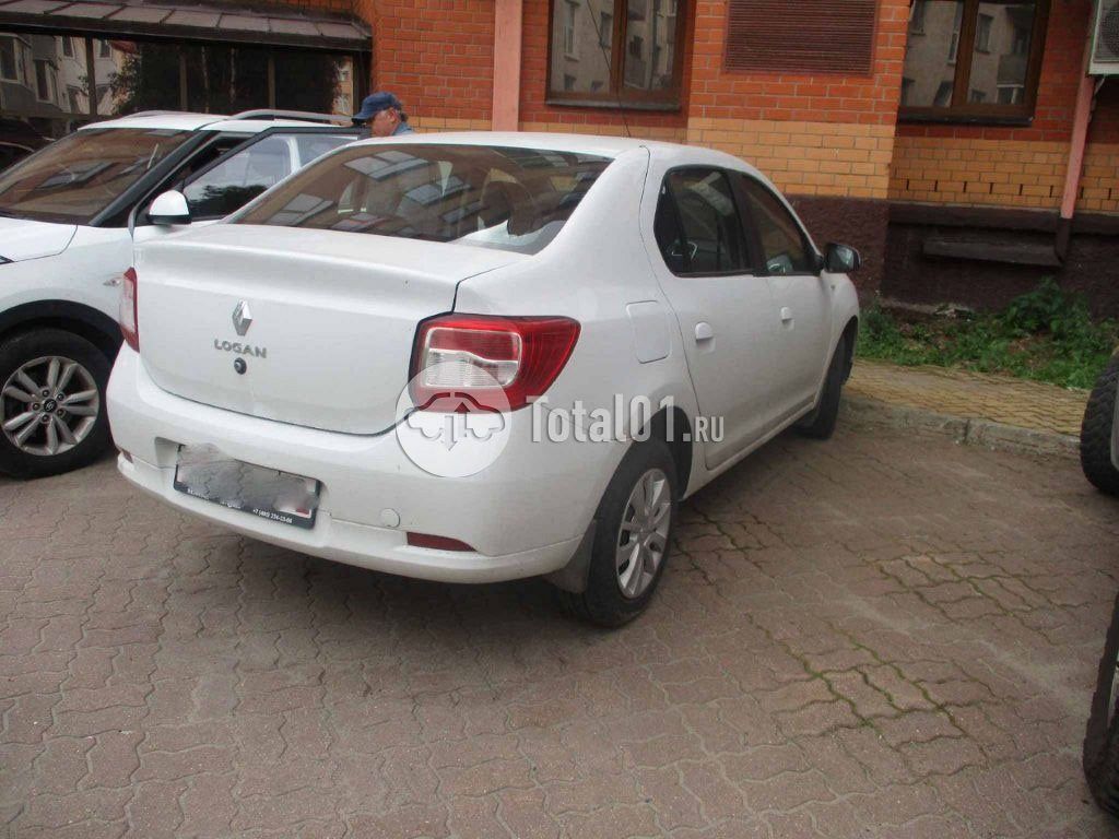 Фото Renault Logan 8
