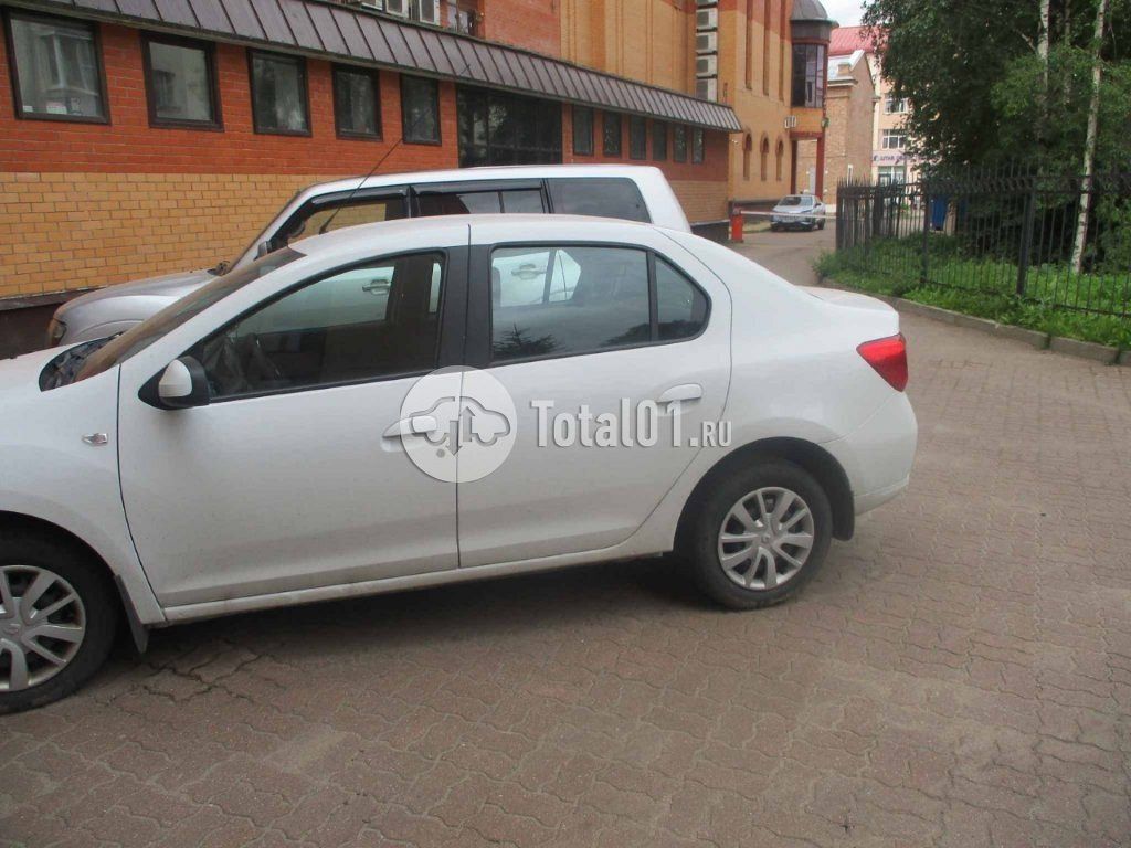 Фото Renault Logan 52
