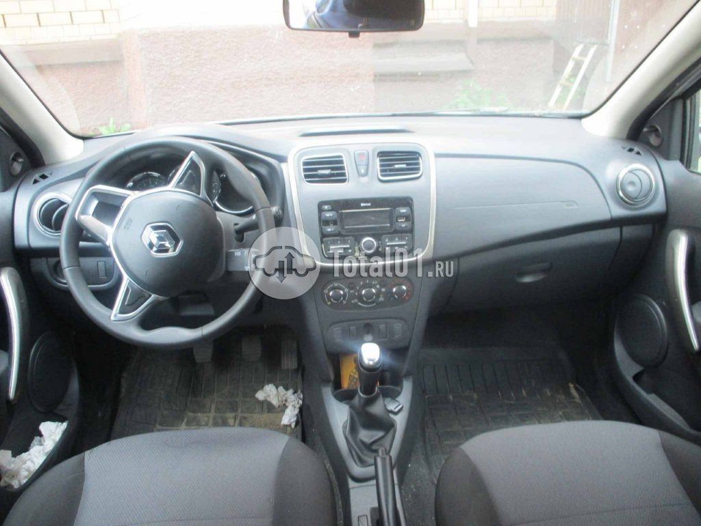 Фото Renault Logan 64