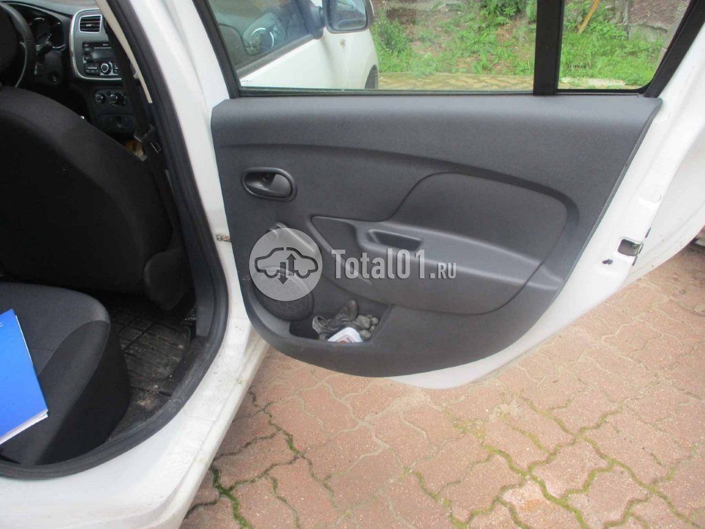Фото Renault Logan 68