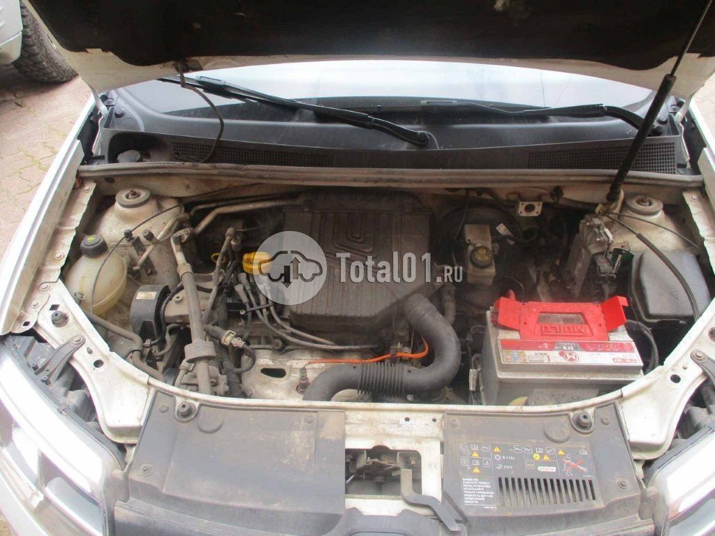 Фото Renault Logan 78