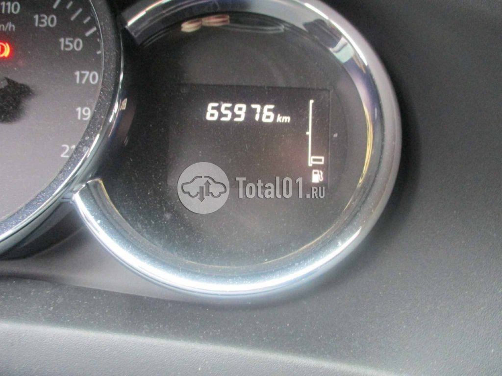 Фото Renault Logan 84