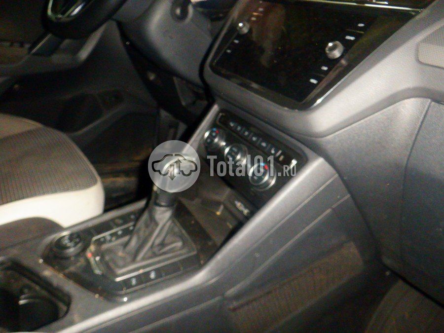 Фото Volkswagen Tiguan 28