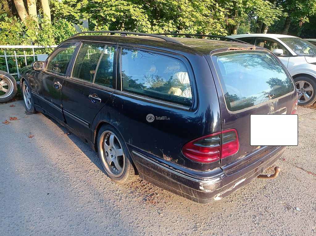 Фото Mercedes-Benz E-класс 4