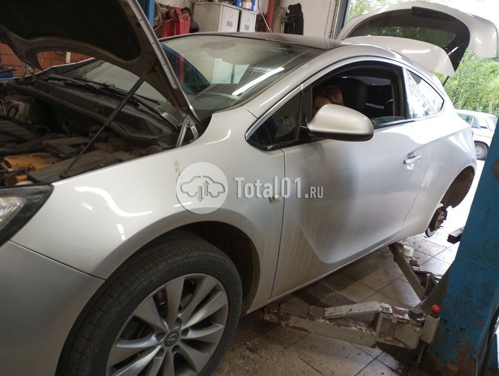 Фото Opel Astra GTC 26