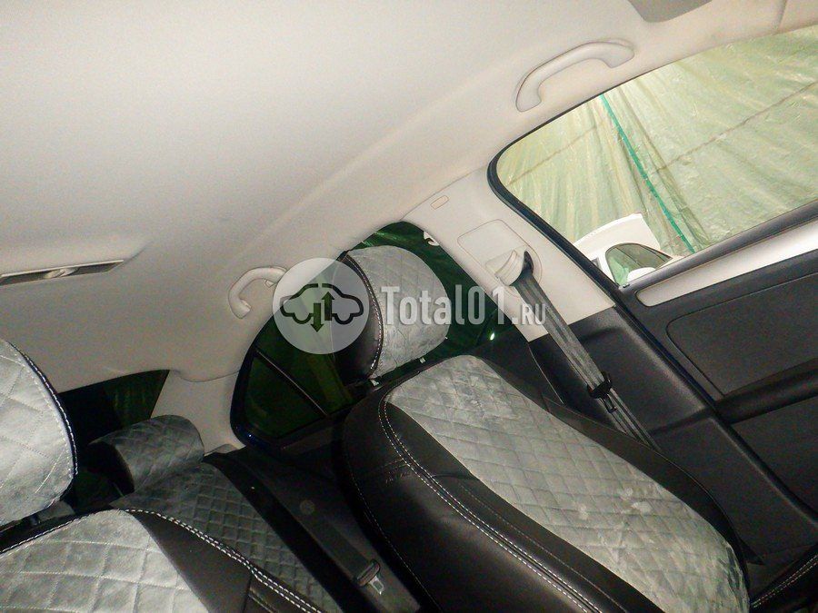 Фото Volkswagen Jetta 40