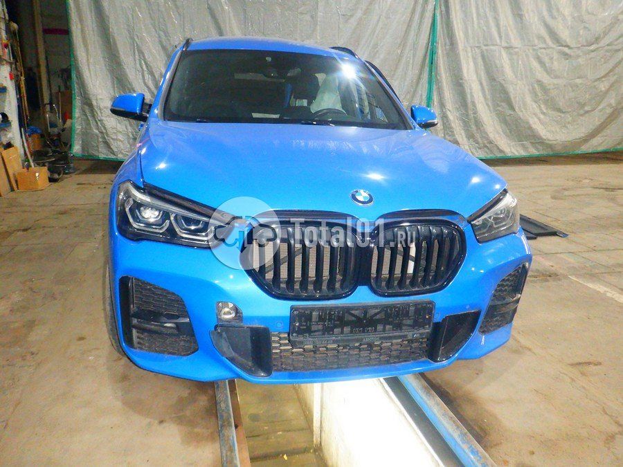 Фото BMW X1 4