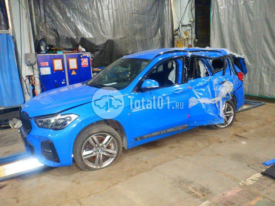 Фото BMW X1 8