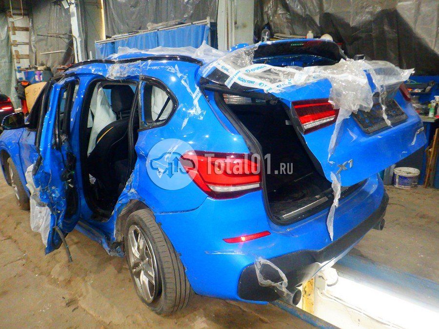 Фото BMW X1 16