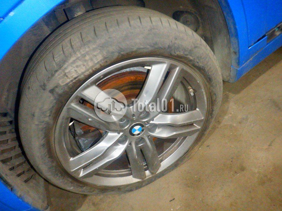 Фото BMW X1 180