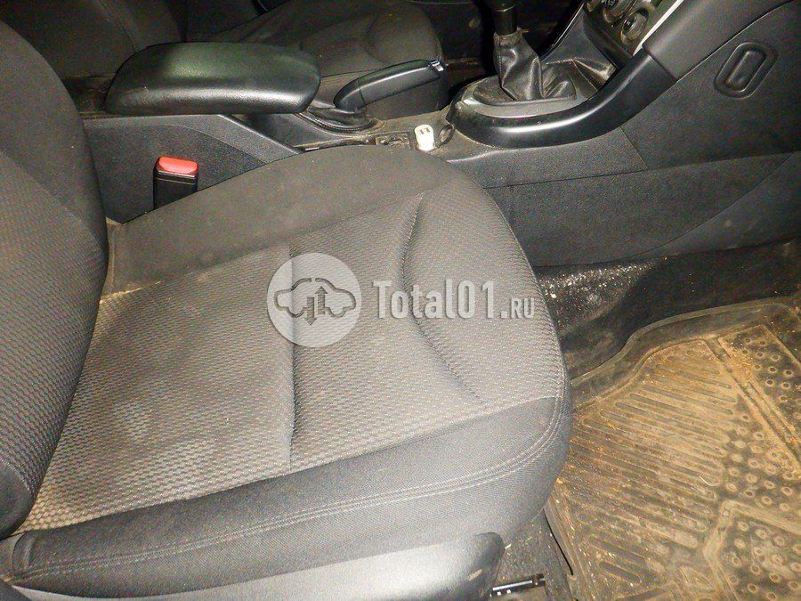 Фото Peugeot 408 26