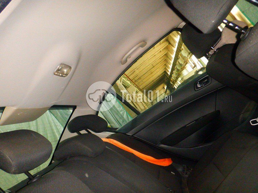 Фото Peugeot 408 38